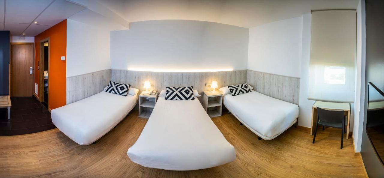 Hotel Restaurante Cadosa ソリア エクステリア 写真