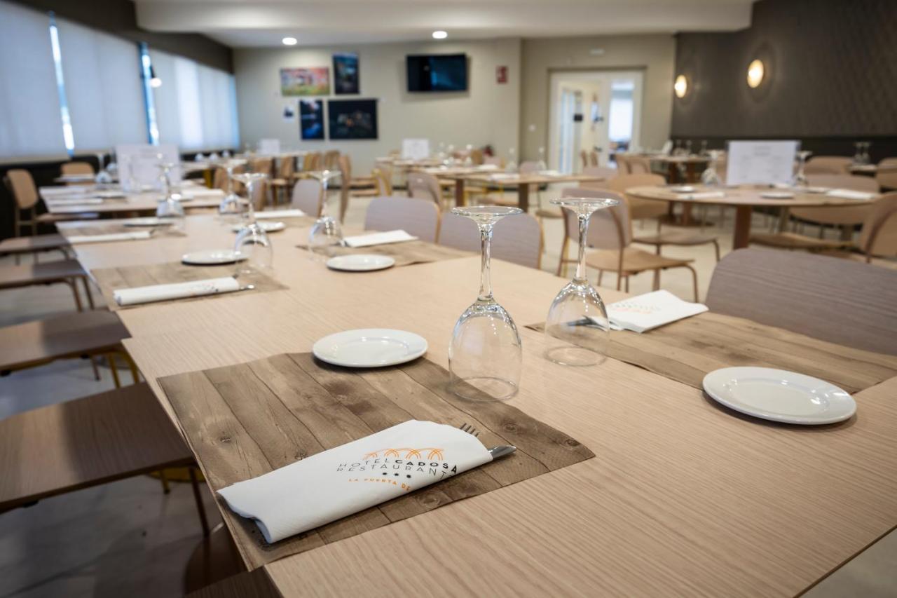 Hotel Restaurante Cadosa ソリア エクステリア 写真